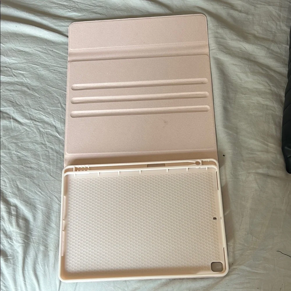 iPad case 8th gen